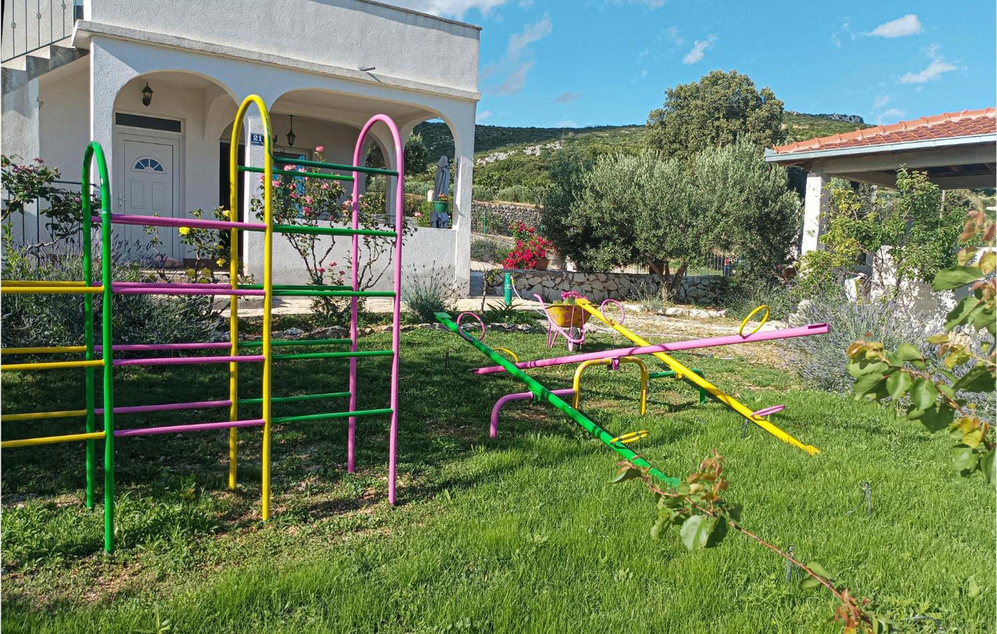 Gorgeous Home In Kastel Stafilic With Wifi Exteriér fotografie