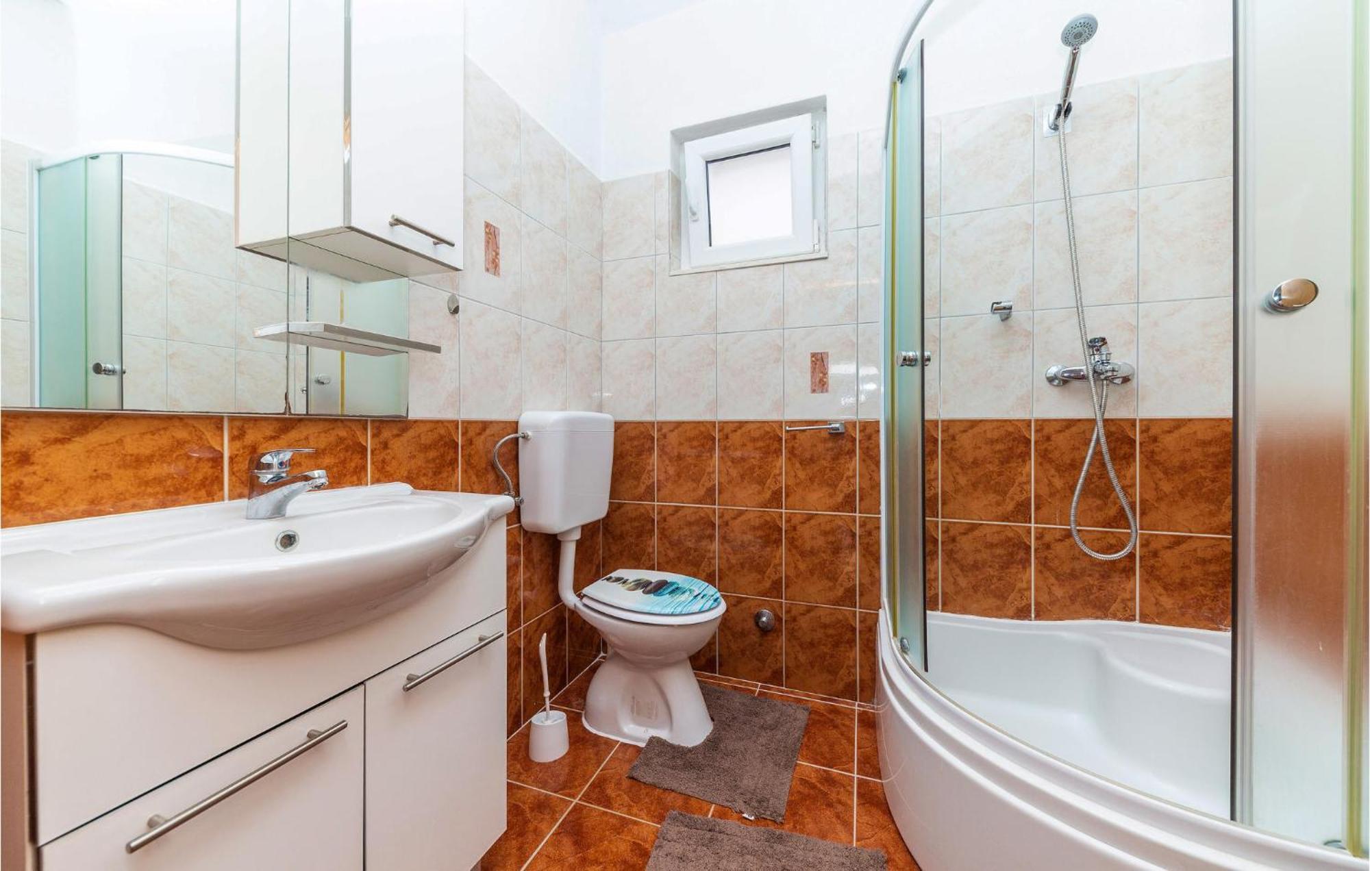 Gorgeous Home In Kastel Stafilic With Wifi Exteriér fotografie